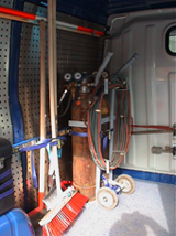 Transport von Druckgasflaschen in Kombiwagen